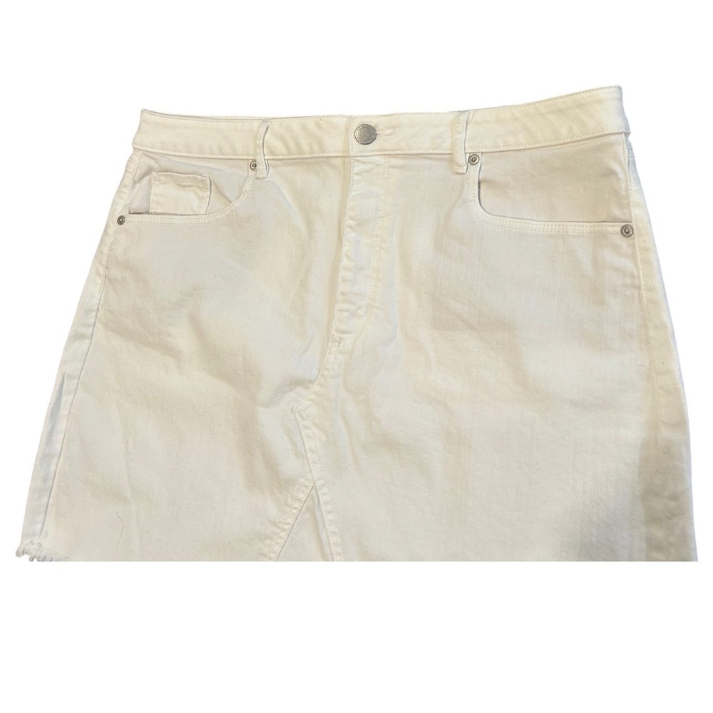 Loft Outlet White Denim Mini Skirt Size 16 Raw Hem Frayed 5 Pocket Casual